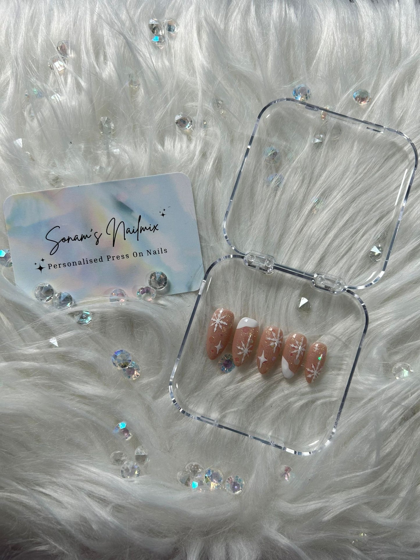 White Snow Nails