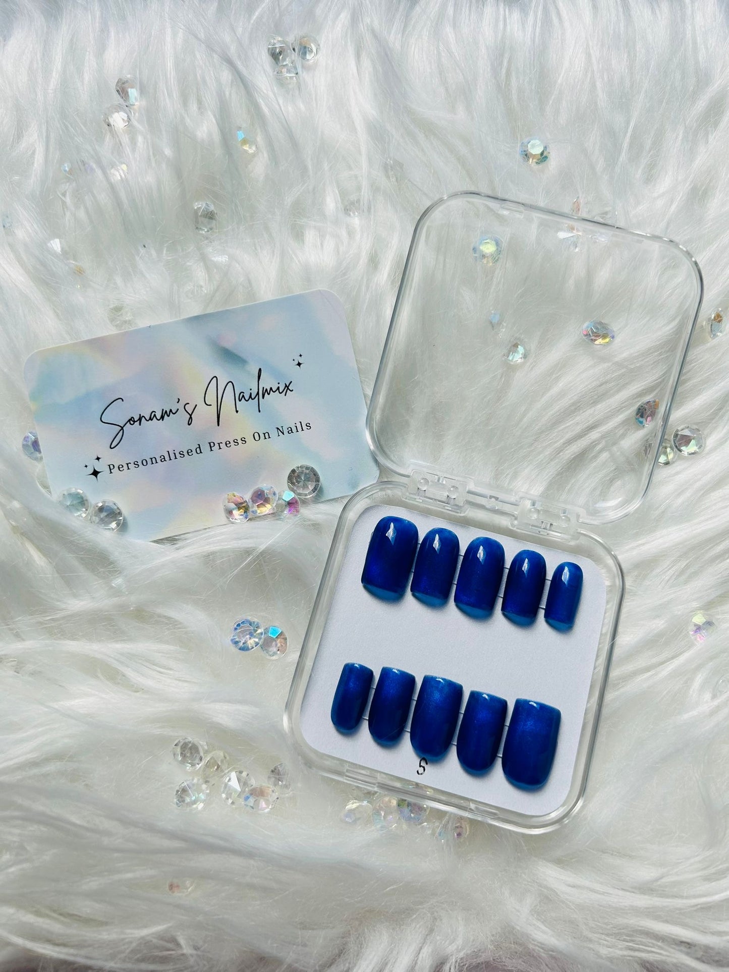 Royal Blue Cat Eye Nails