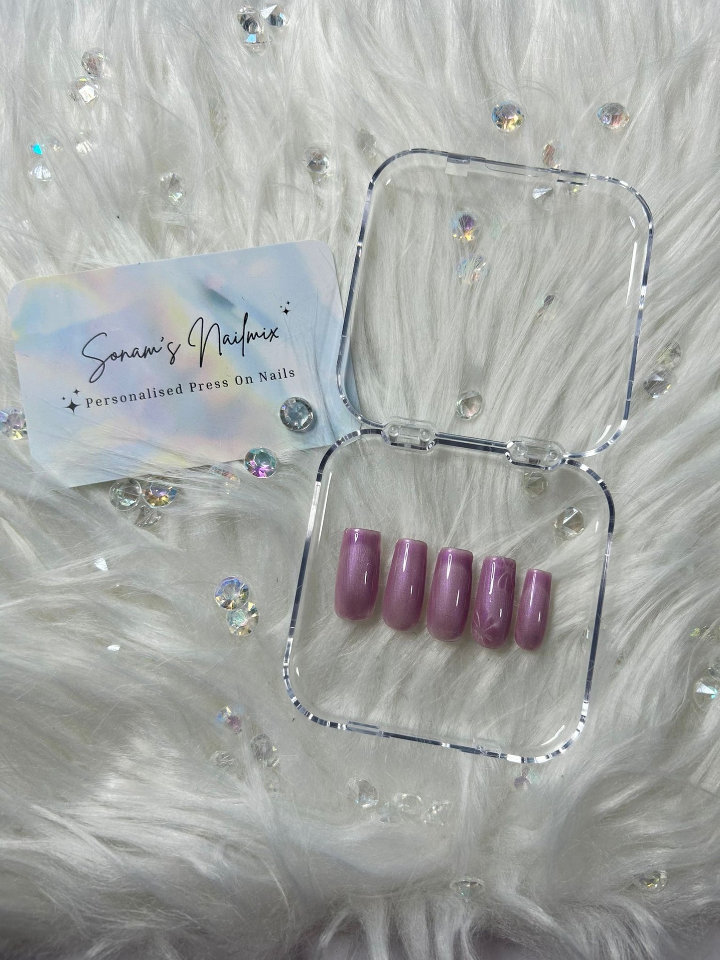 Simple Lilac Nails